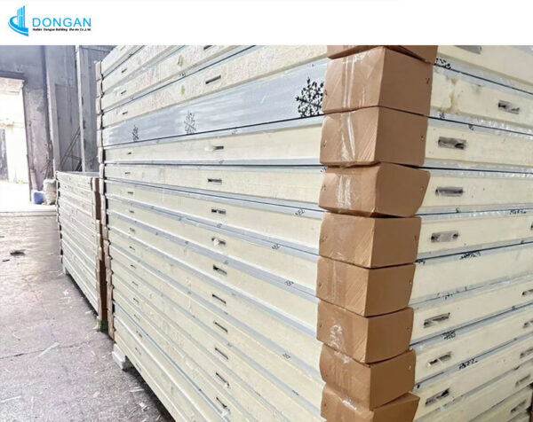 Cam lock cold storage panel - Image 3